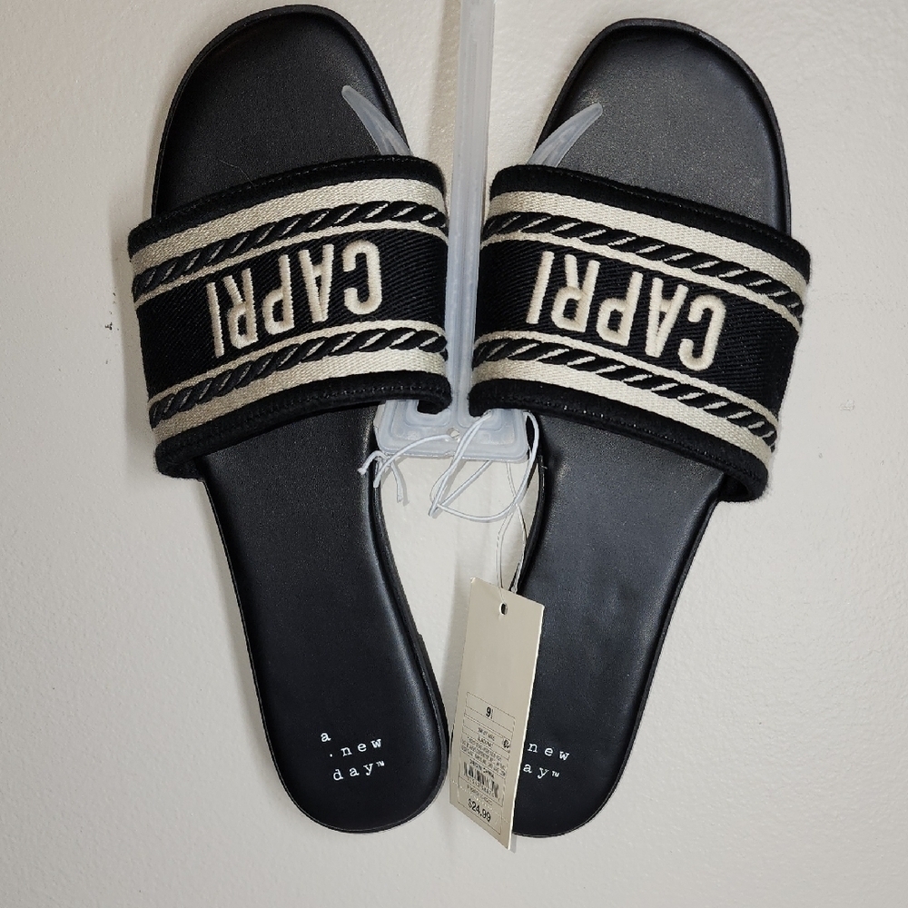 A New Day Black and Cream Sporty Slide Sandals